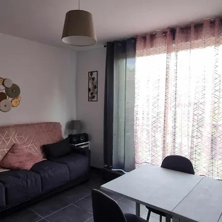 D'hotes Le Cocon De Lily Ferienhaus Saint-Savin (Gironde)